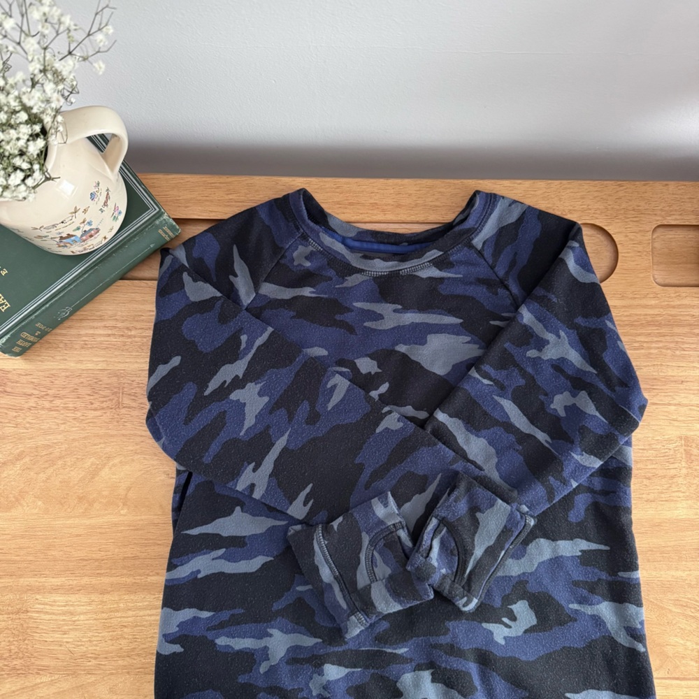 Athleta Girl Blue Camo Pullover Sweatshirt XL 14 Soft Stretchy